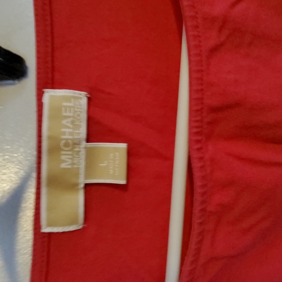Pre loved Michael kors shirt - Picture 2 of 3